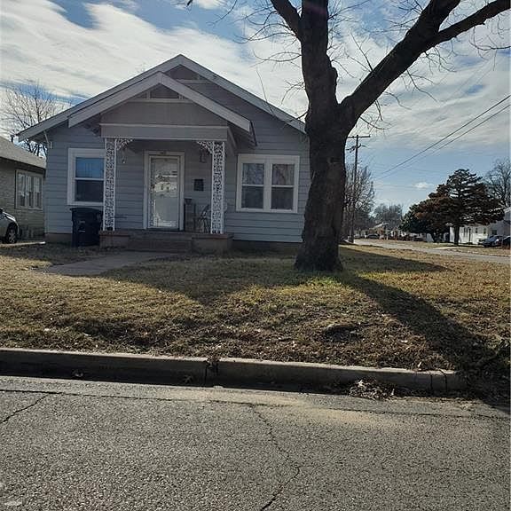 545 W Wood St – photo 3