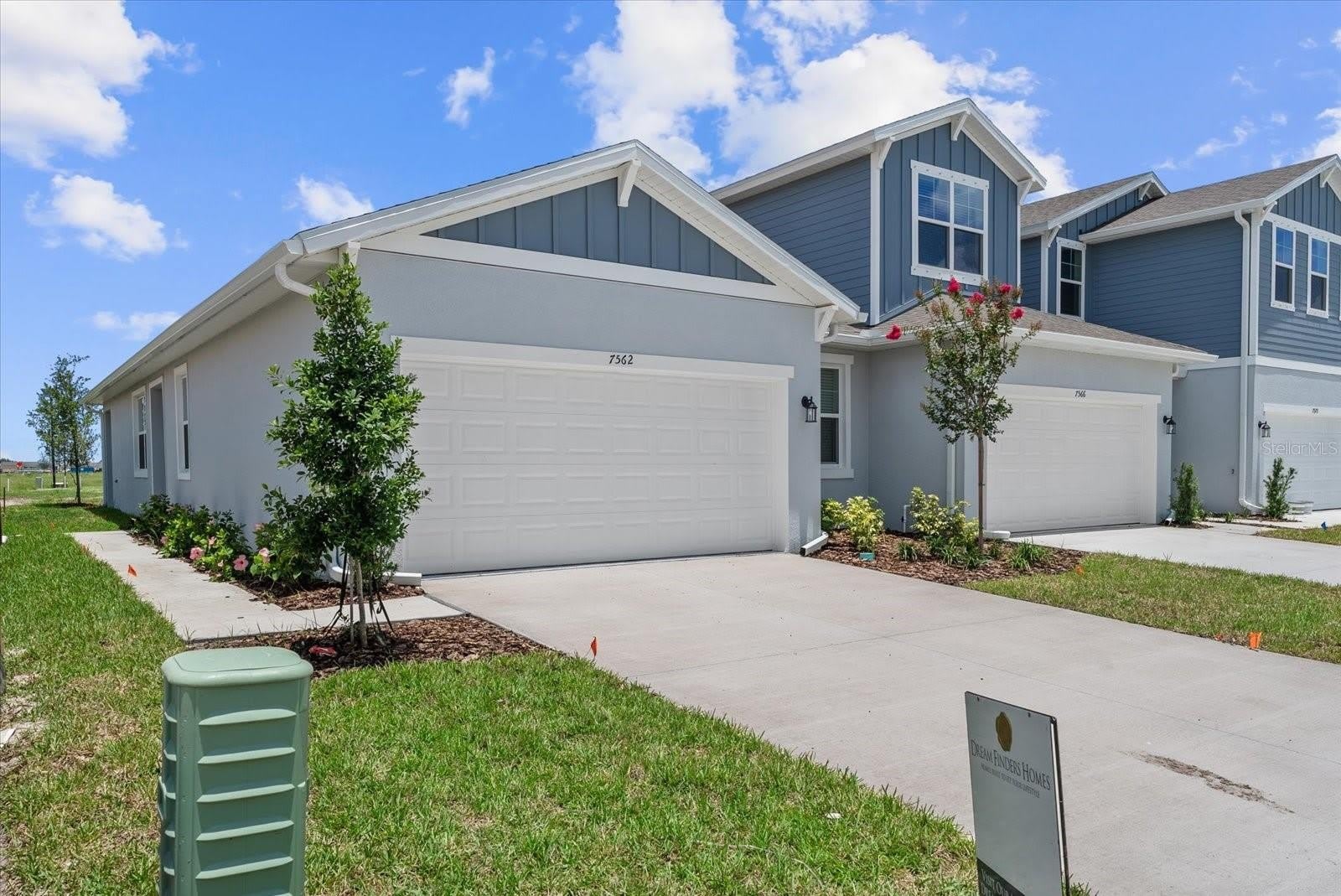 7562 SEA OAK Court – photo 1