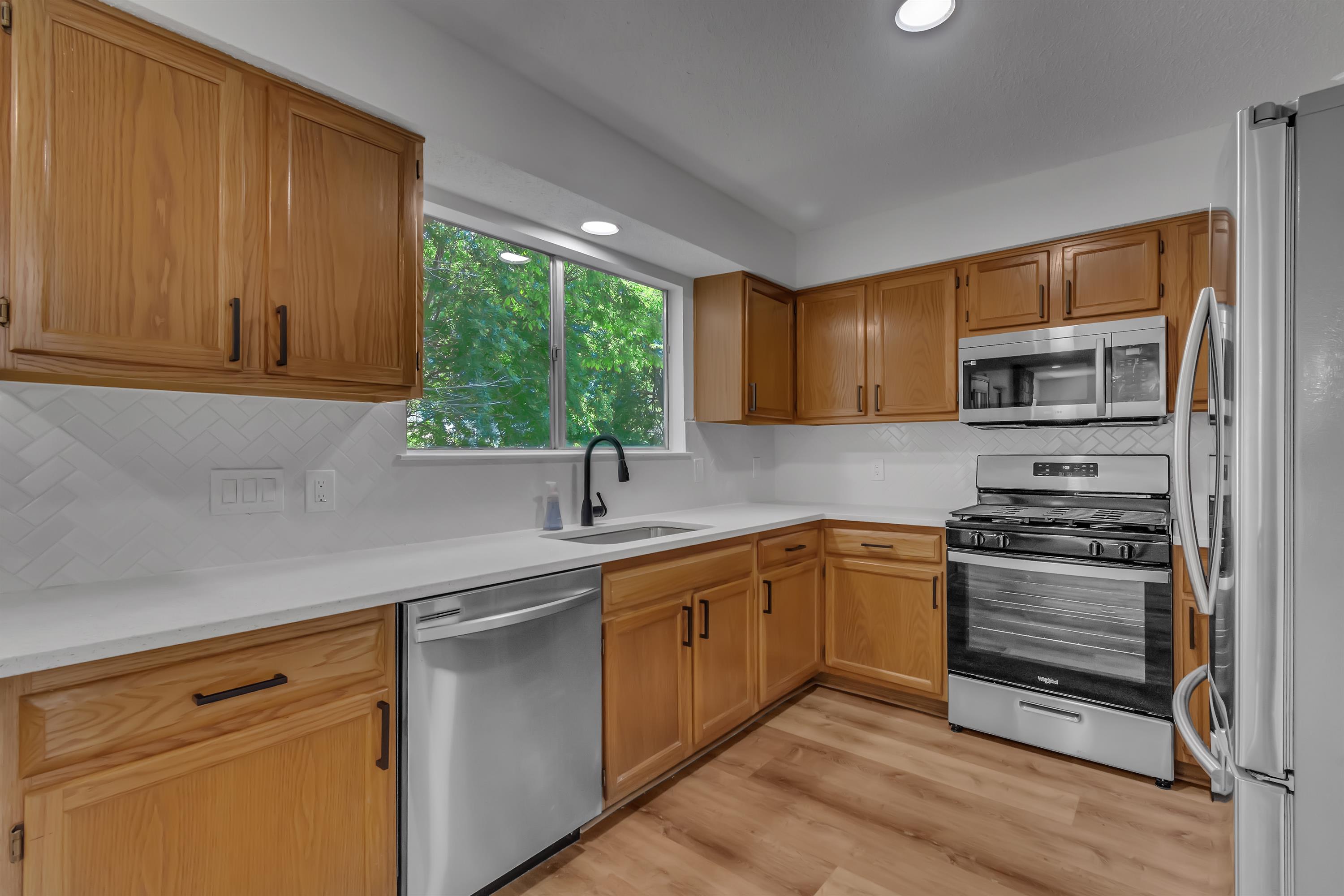 8800 Dandelion Trail – photo 5