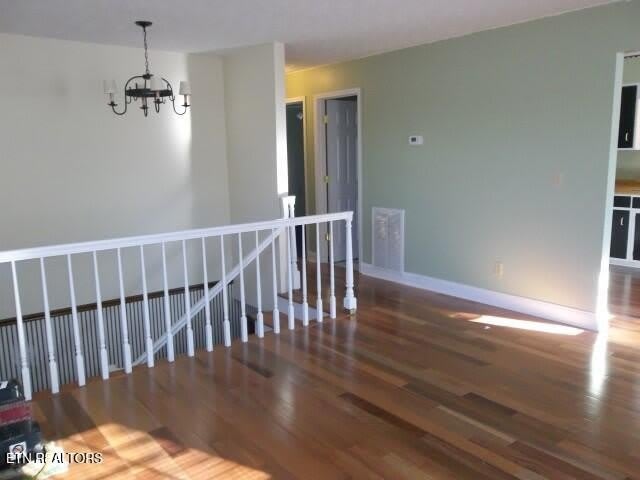 241 Dover Ave – photo 3