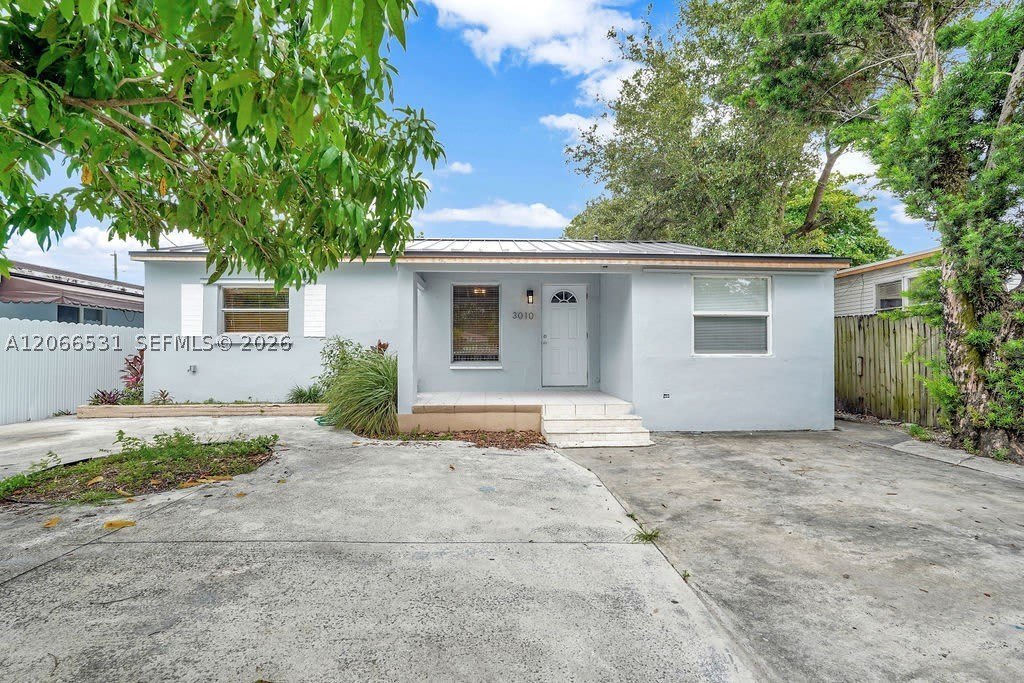 3010 NW 95th Ter – photo 1