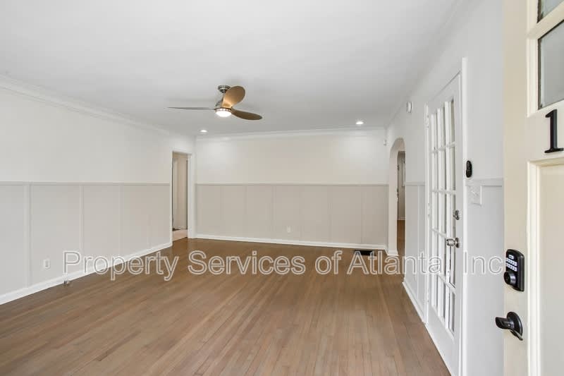 1649 Beecher St SW – photo 2