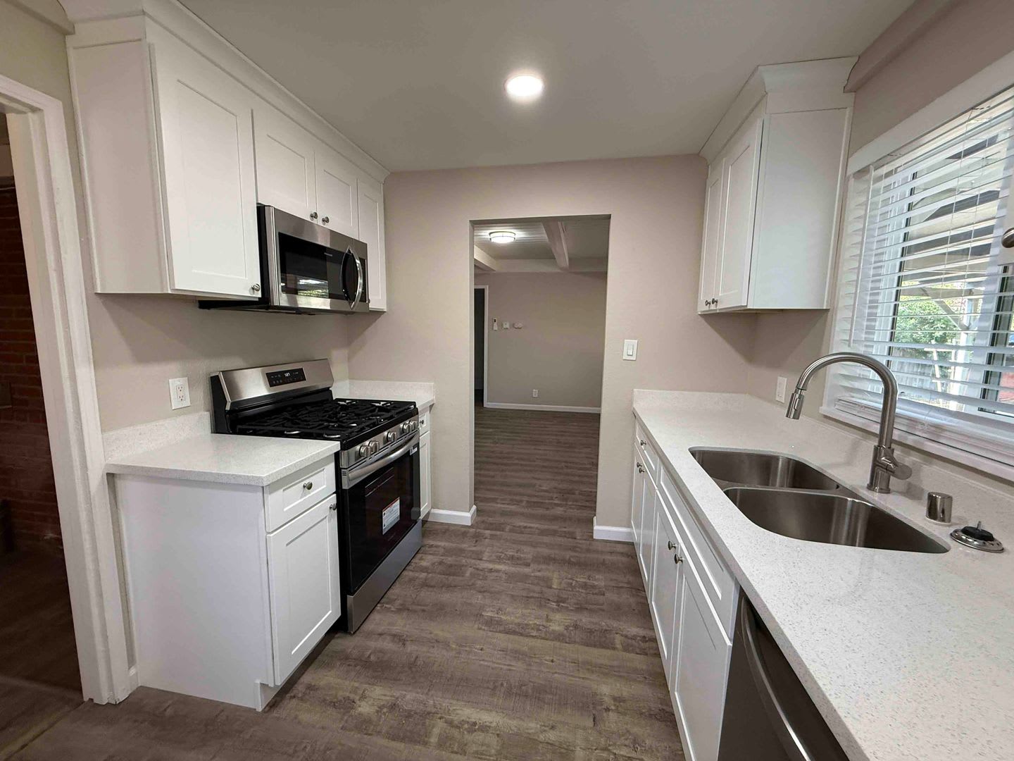 3 Bed Home – photo 3