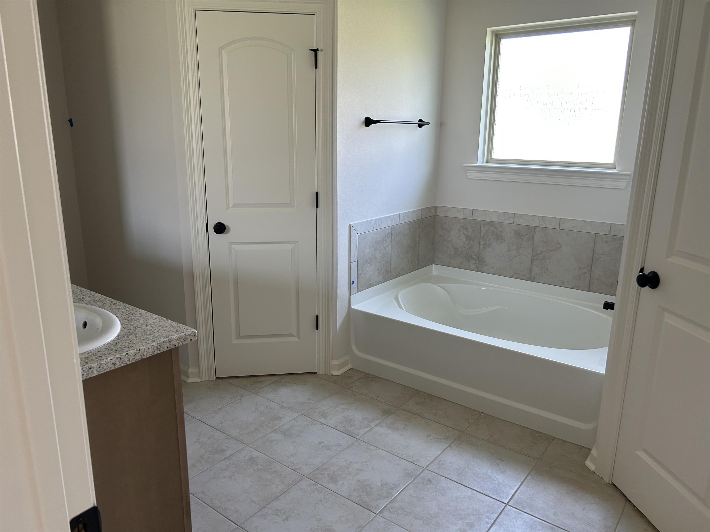 20453 Ridgelake Road – photo 2