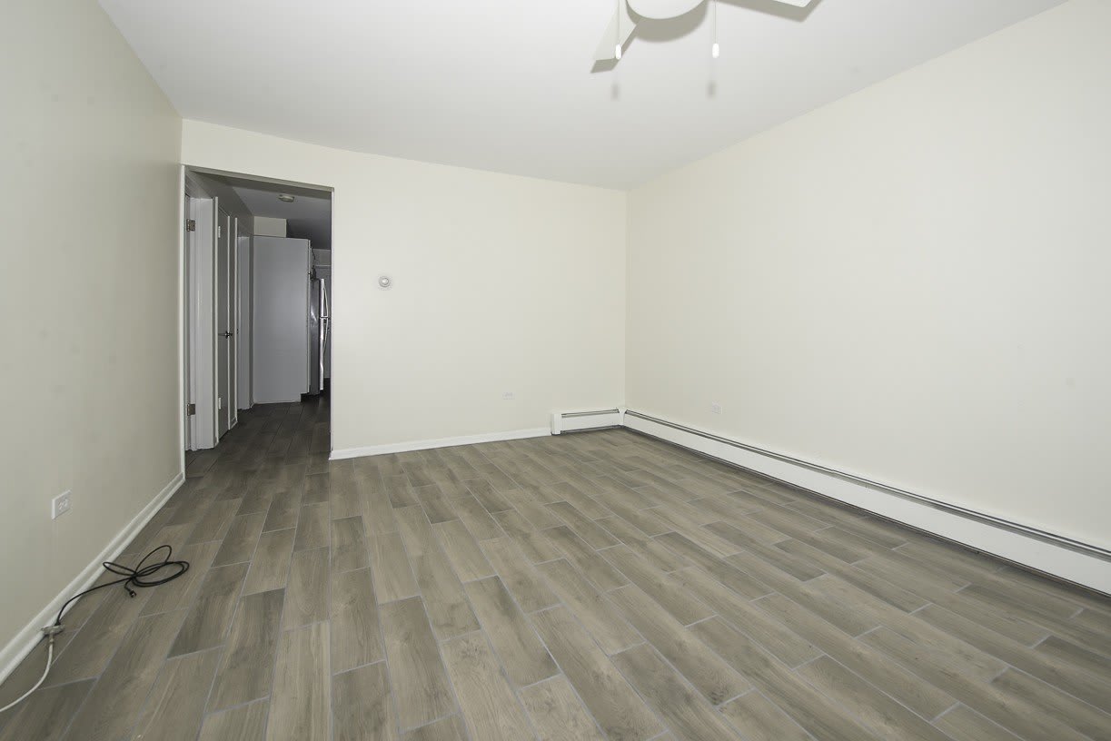 2402 N 76 Court – photo 3