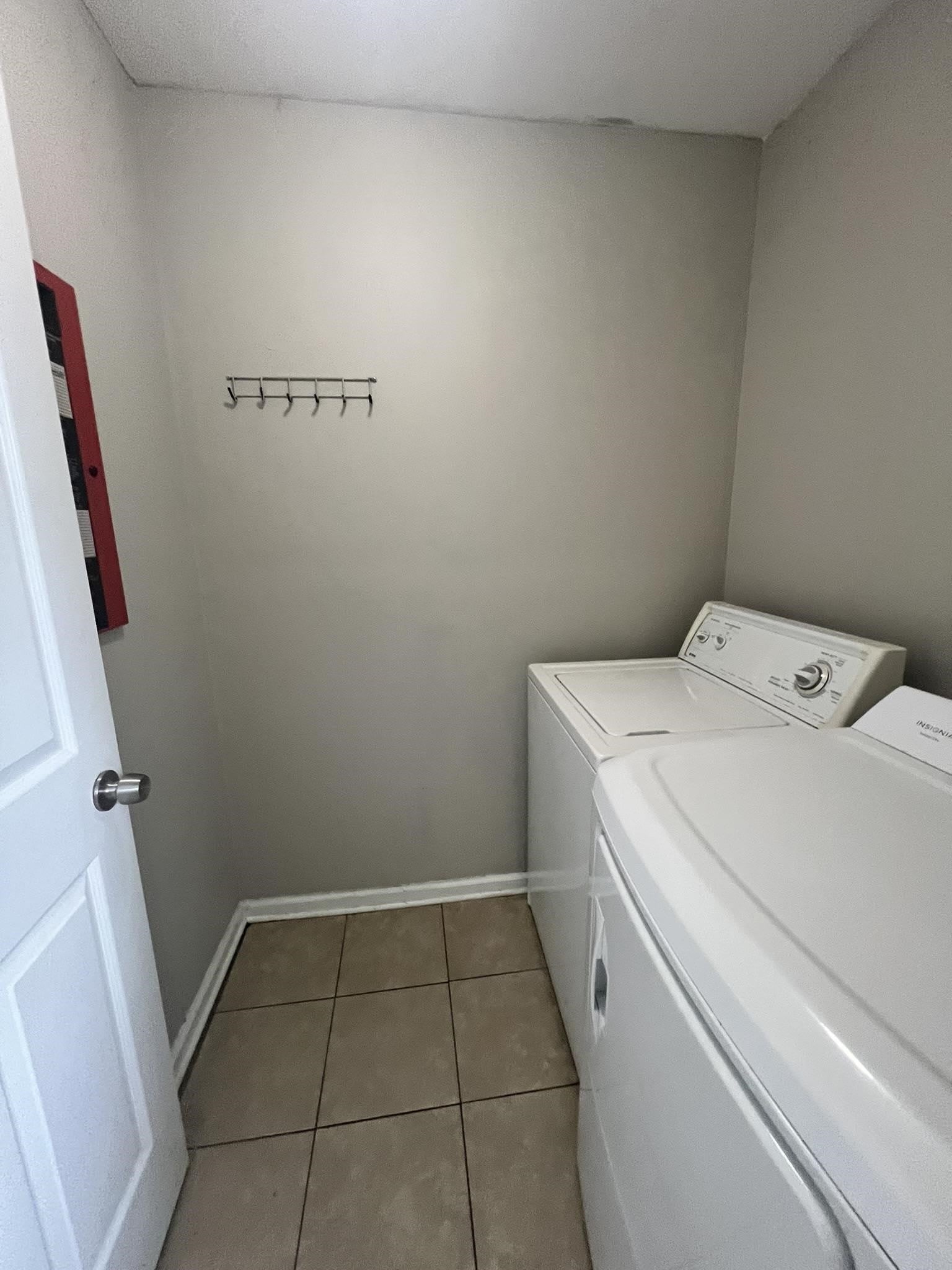 2633 Mission Road – photo 5