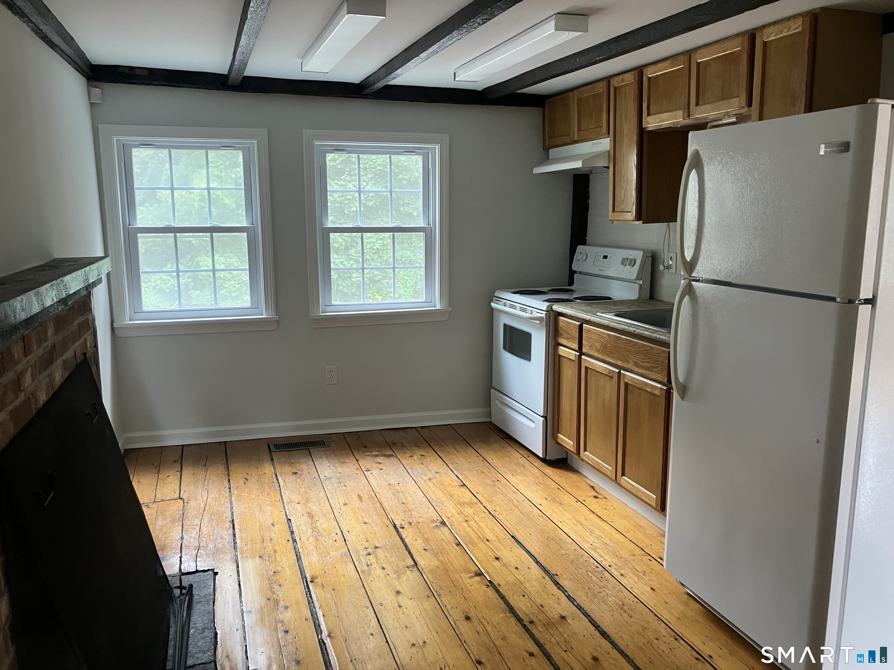 490 Danbury Road – photo 3
