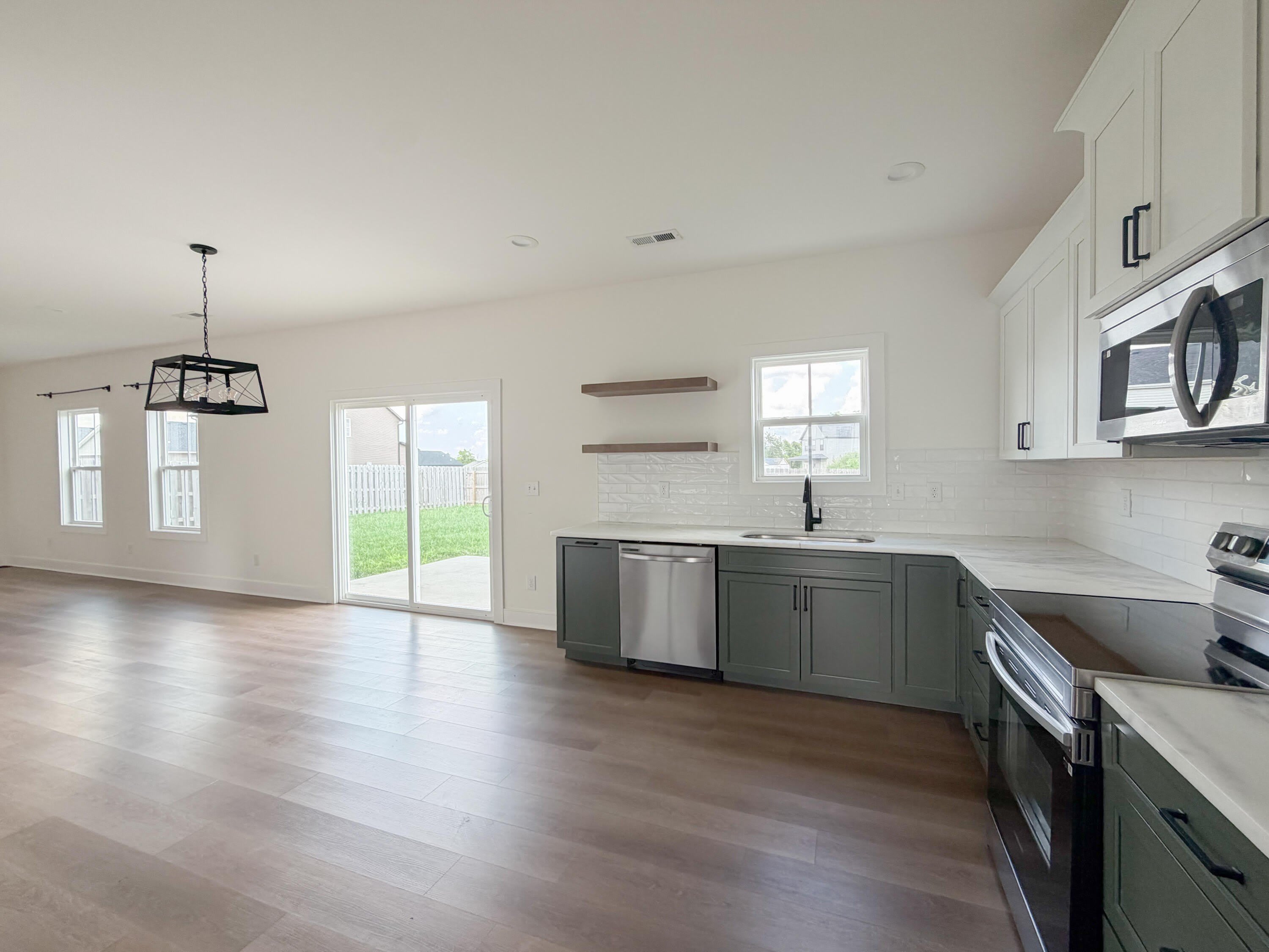 208 Skaggs Boulevard – photo 4