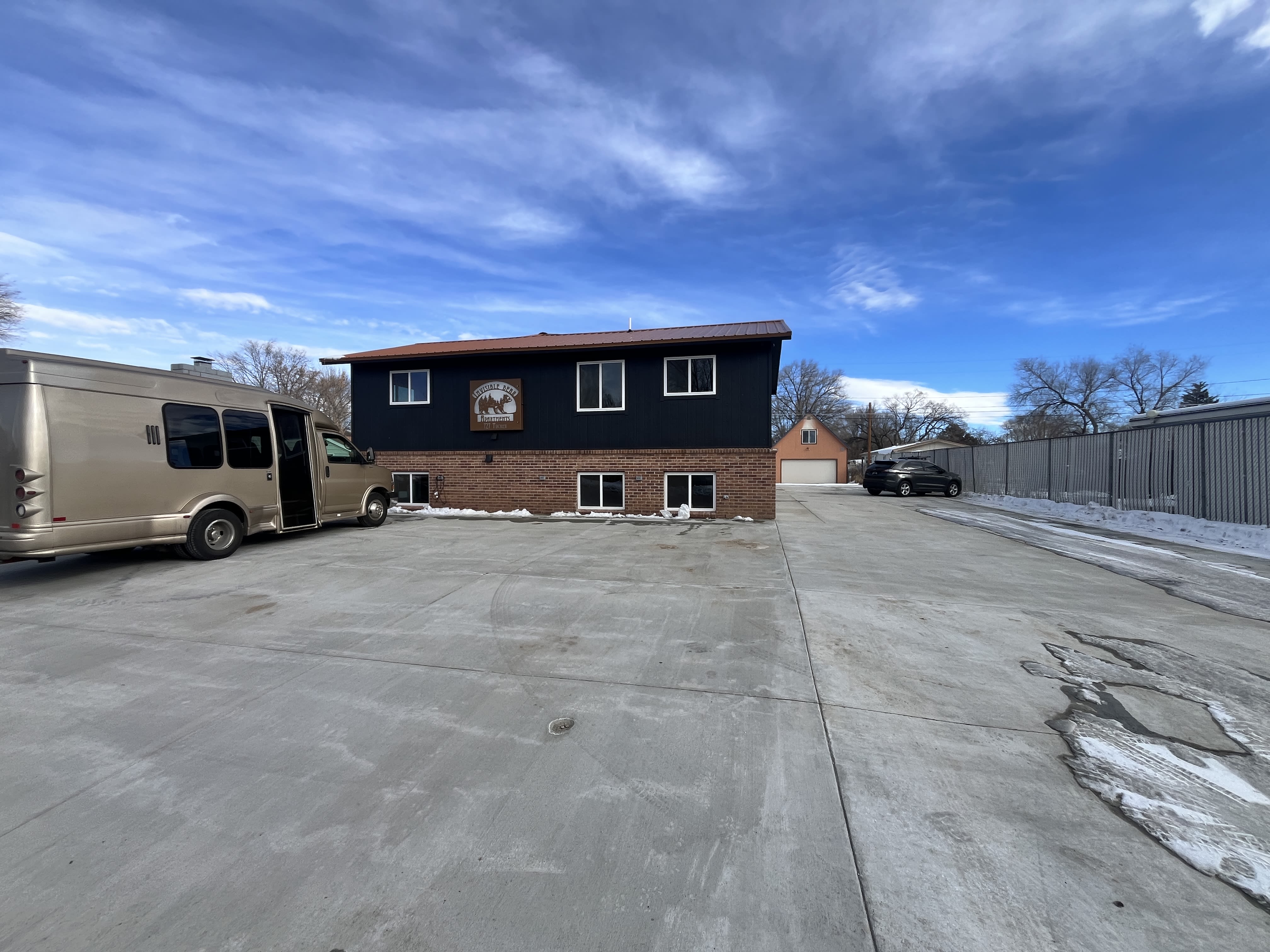 727 Tucker St – photo 2