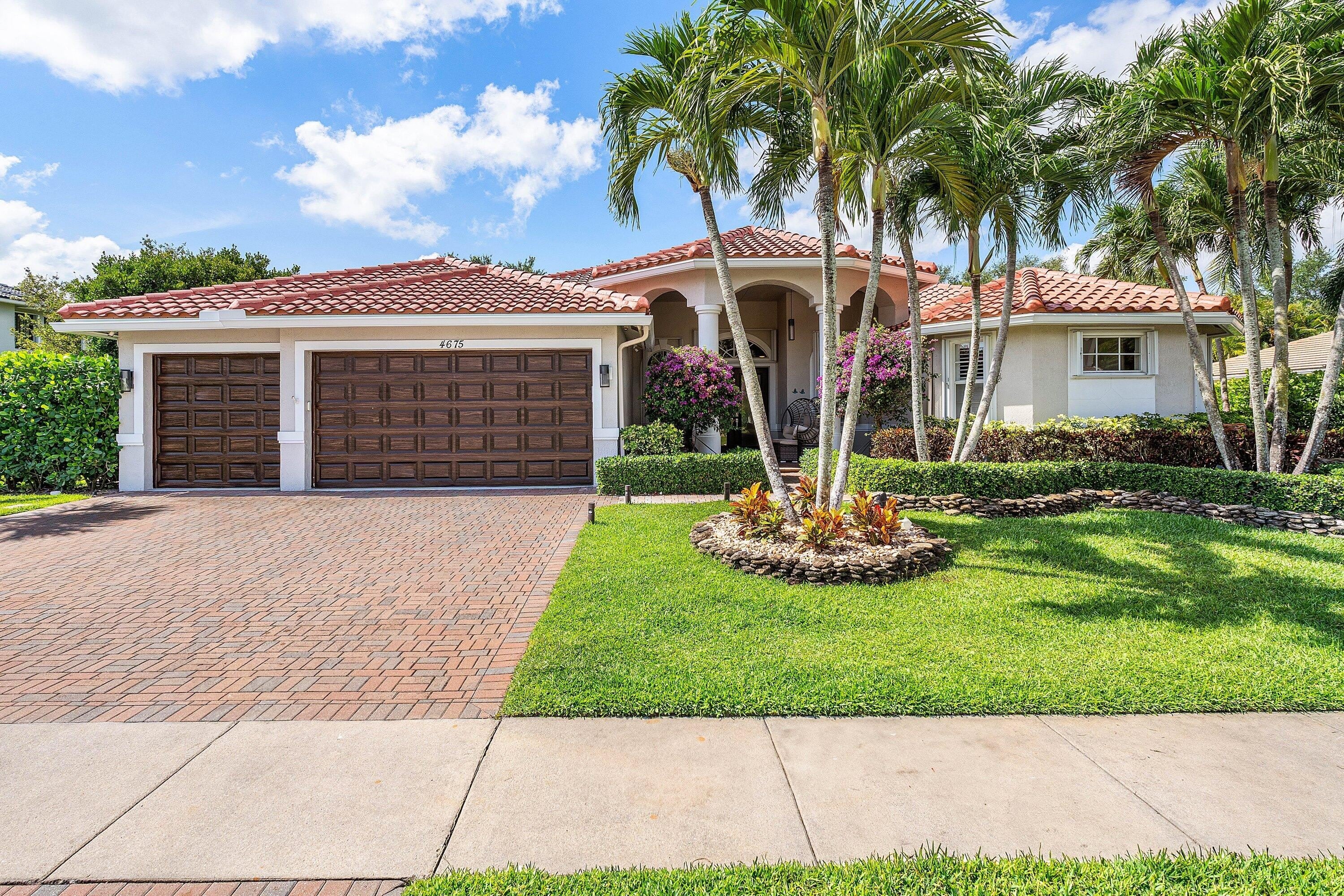 4675 Manderly Drive – photo 1