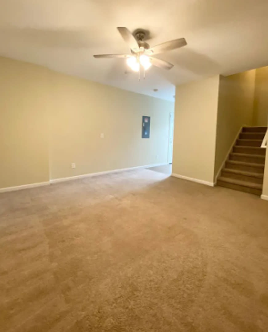 Ready To View Great Location – photo 4