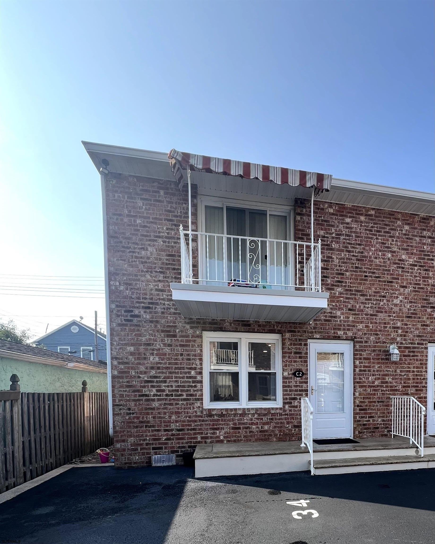 9709 Monmouth Ave – photo 1