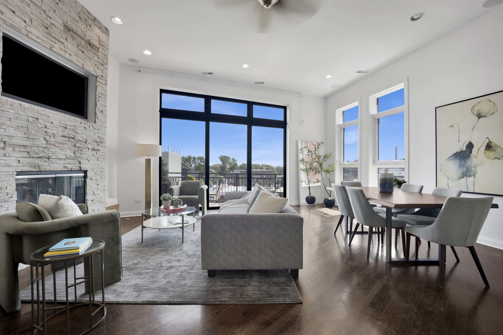 2522 W Chicago Avenue – photo 3