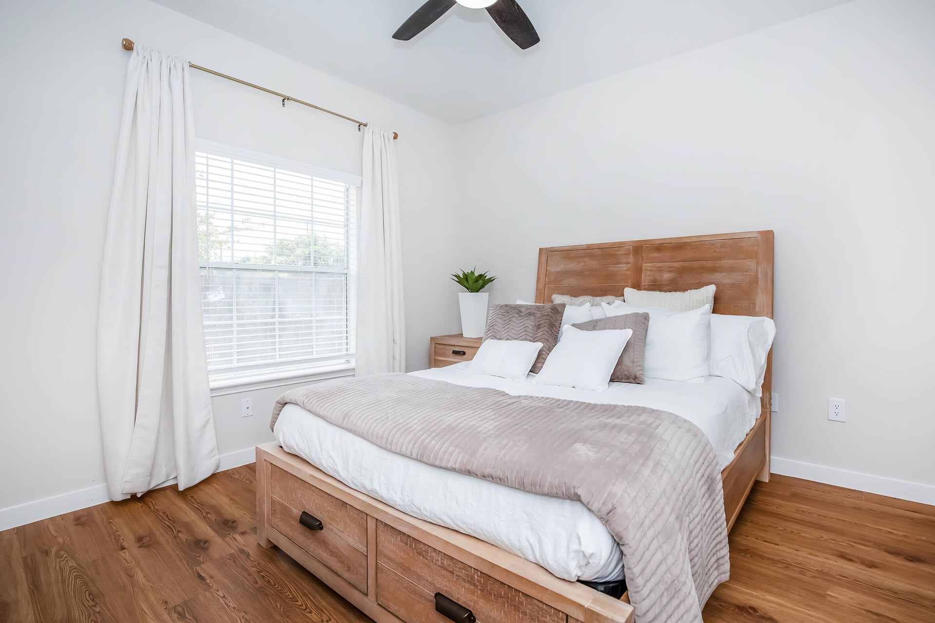 Town Park Townhomes – photo 5