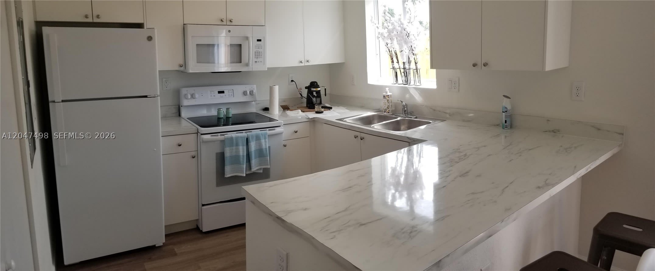 210 SW 3rd Ct – photo 5
