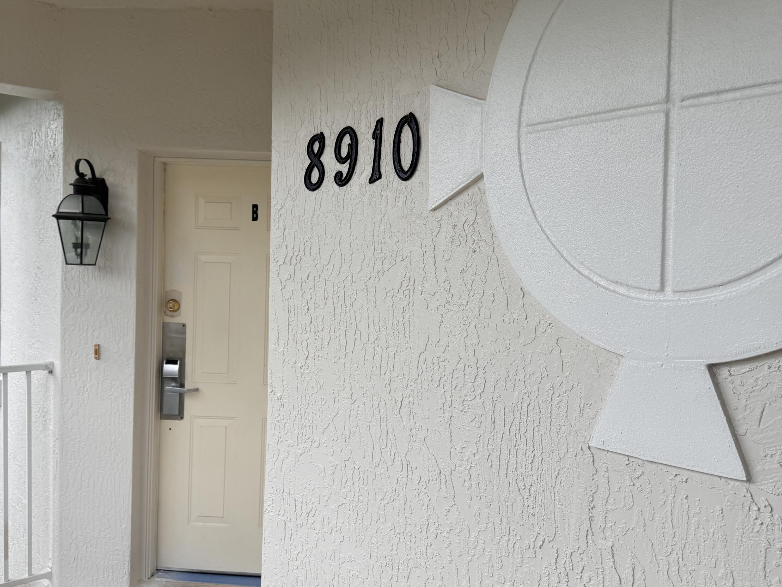 8910 Sandshot Court – photo 2