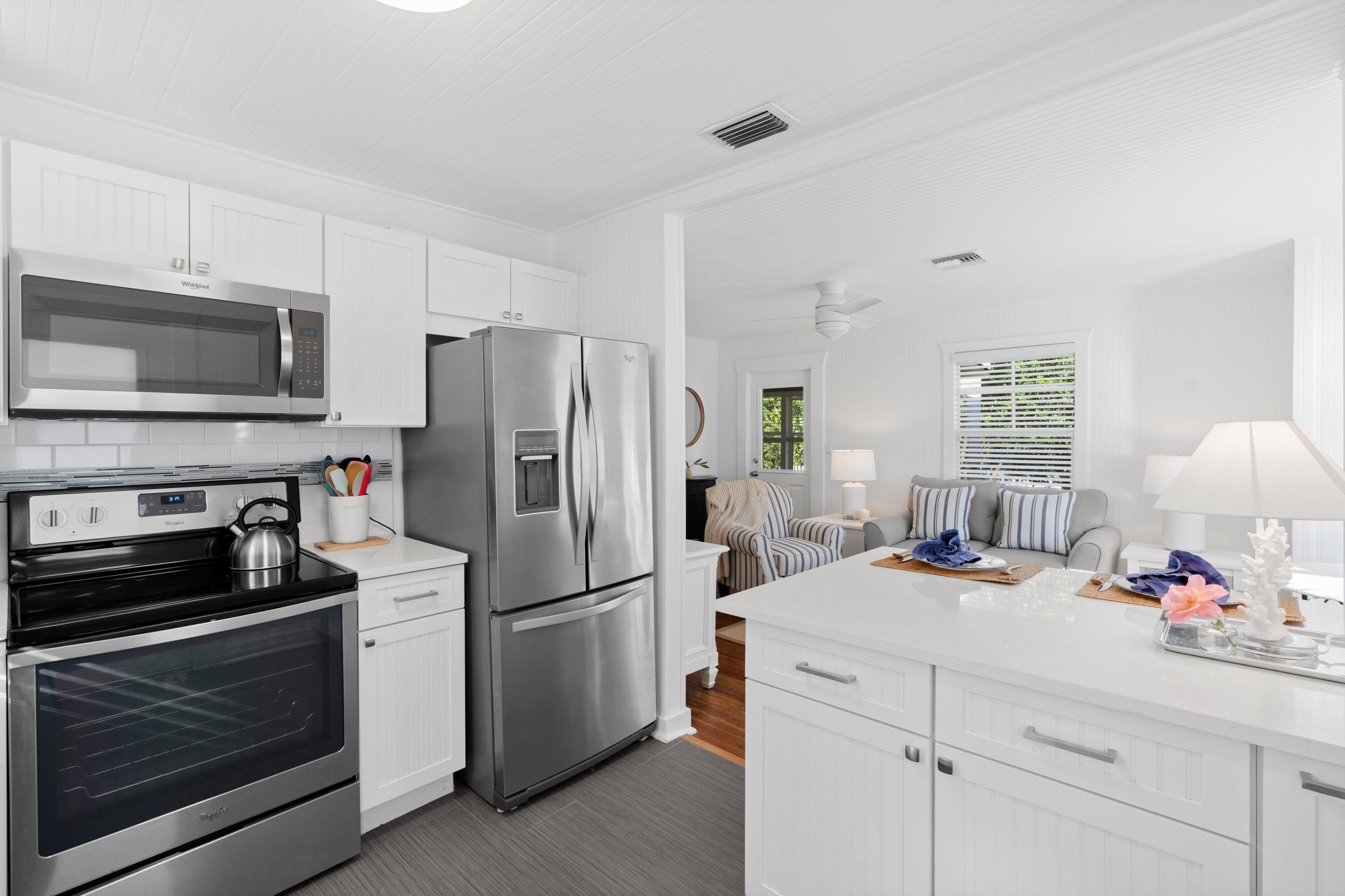 118 SE 7th Avenue – photo 4