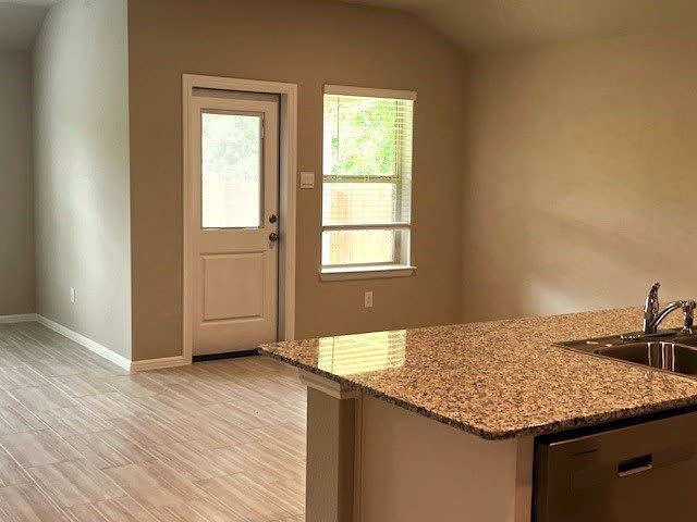 333 Wildrose Circle – photo 4