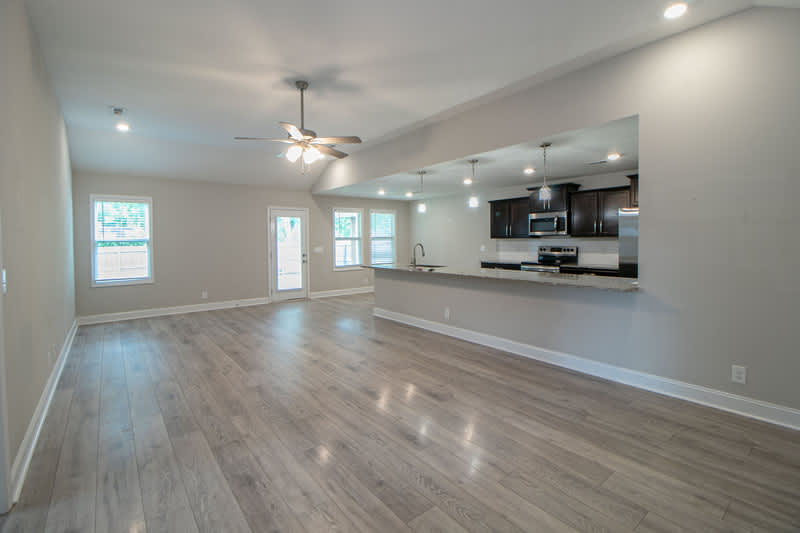 220 King Road – photo 2