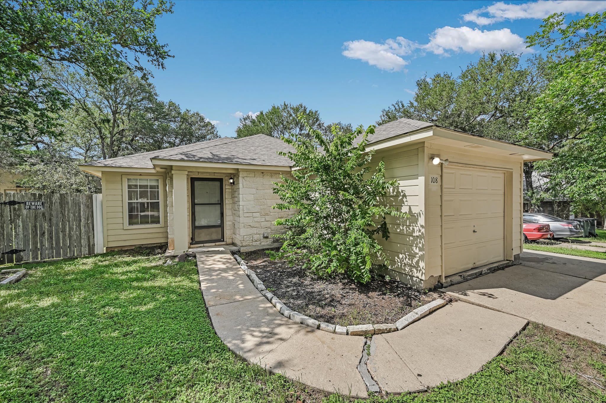 108 N Mockingbird Cir – photo 1