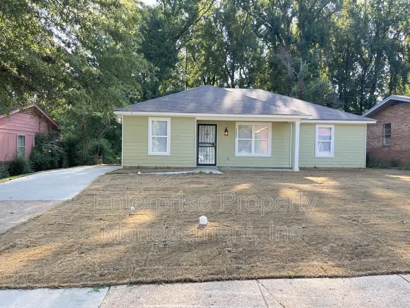 3292 Denver St – photo 2