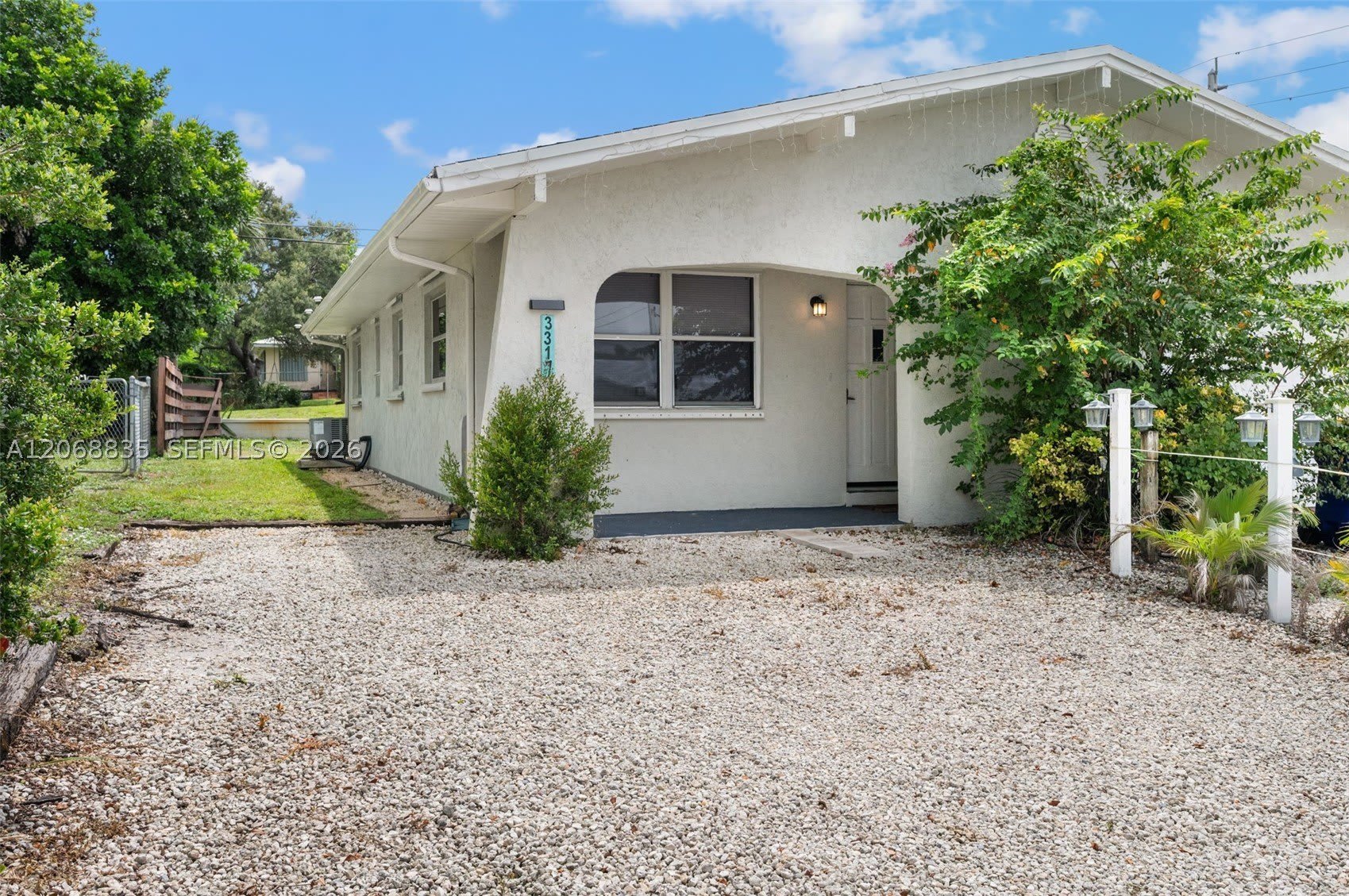 3317 NE Jeannette Dr – photo 2