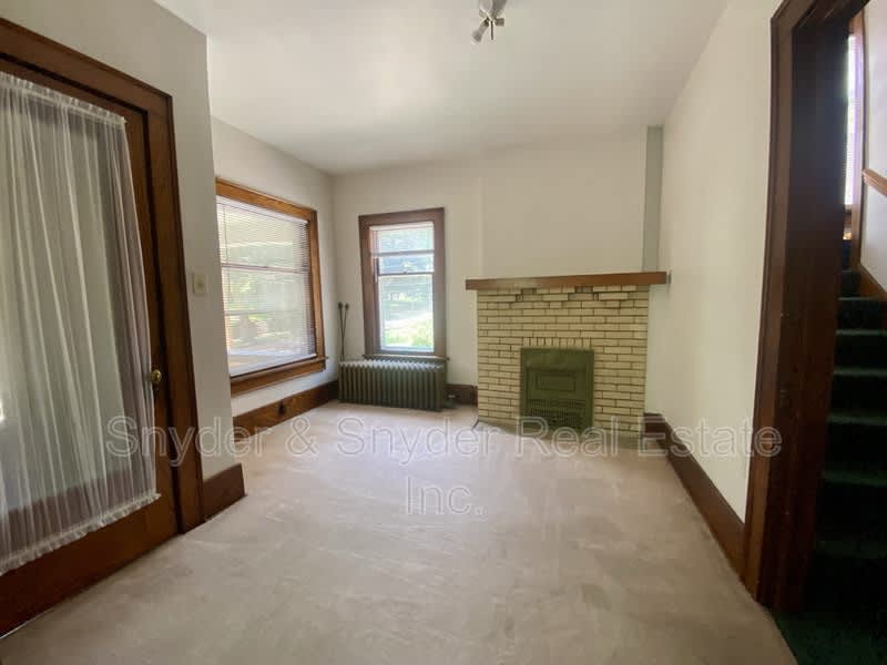 179 Oakdale Avenue – photo 2