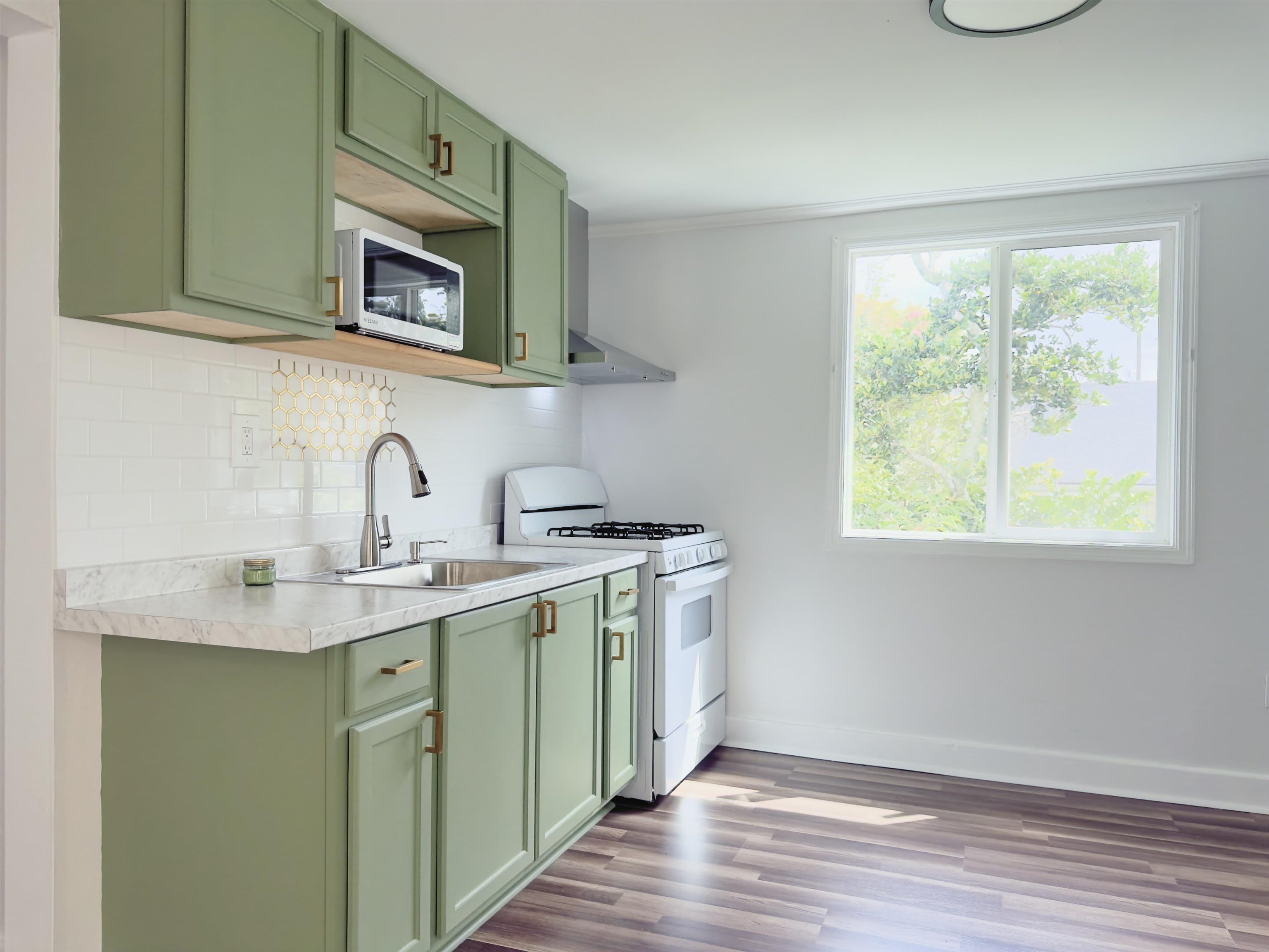 512 Crescent Boulevard – photo 3