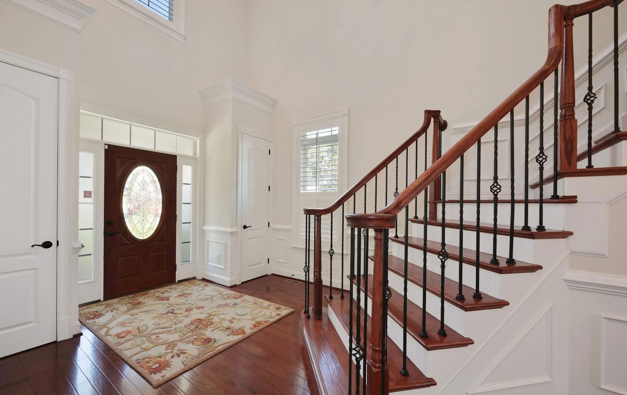 2415 Girard Pl Ne – photo 3