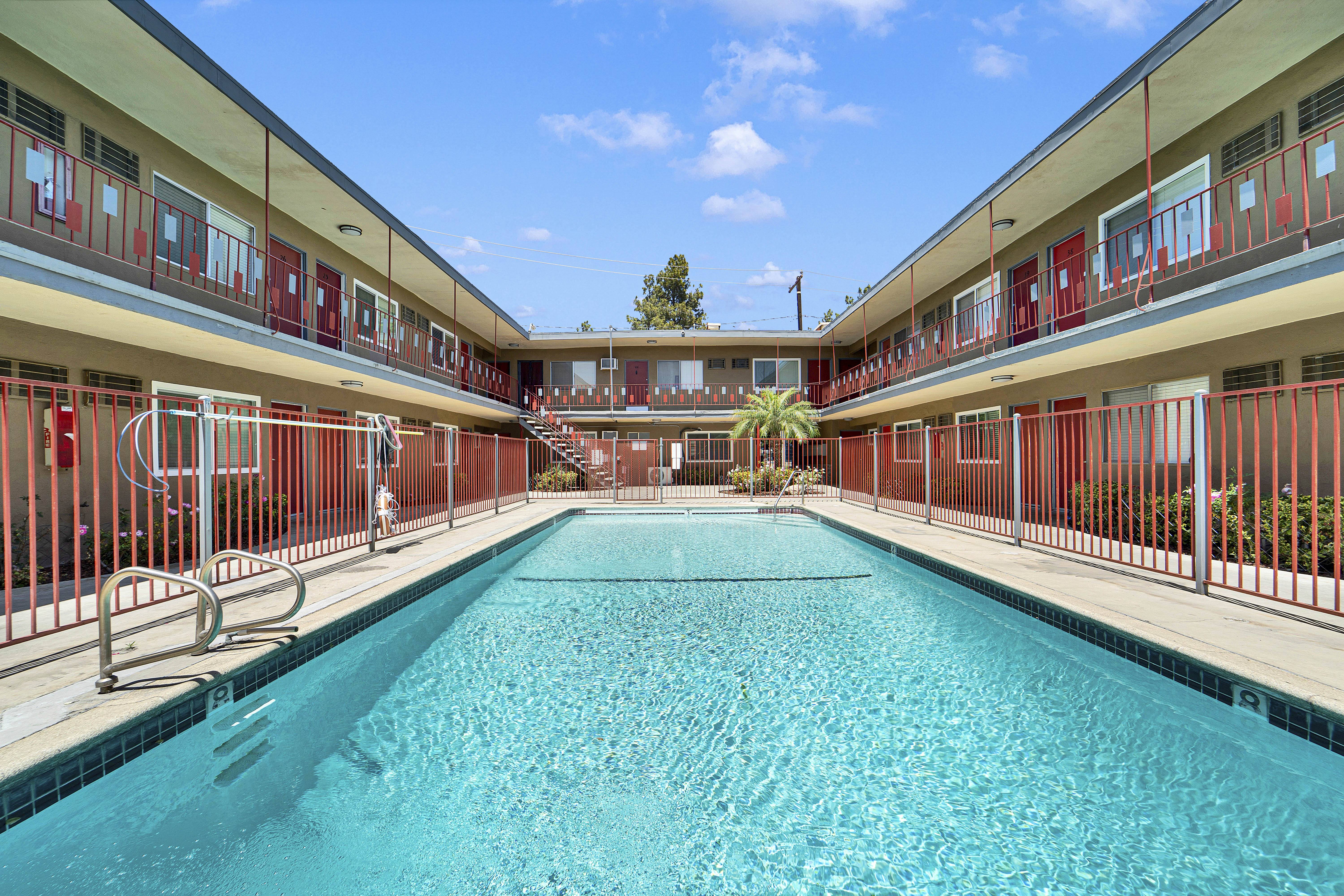 Twin Palms – photo 2