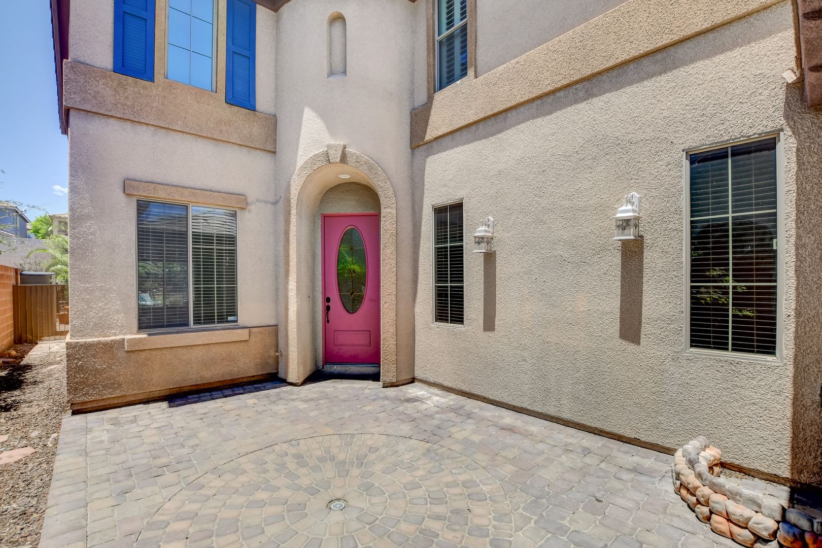 STUNNING SPRING MOUNTAIN RANCH,3,045 sq ft 2 story home in NW area – photo 5