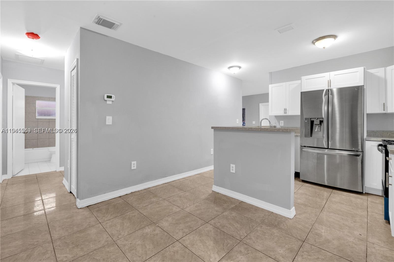 2000 Northwest 27th Street – photo 4