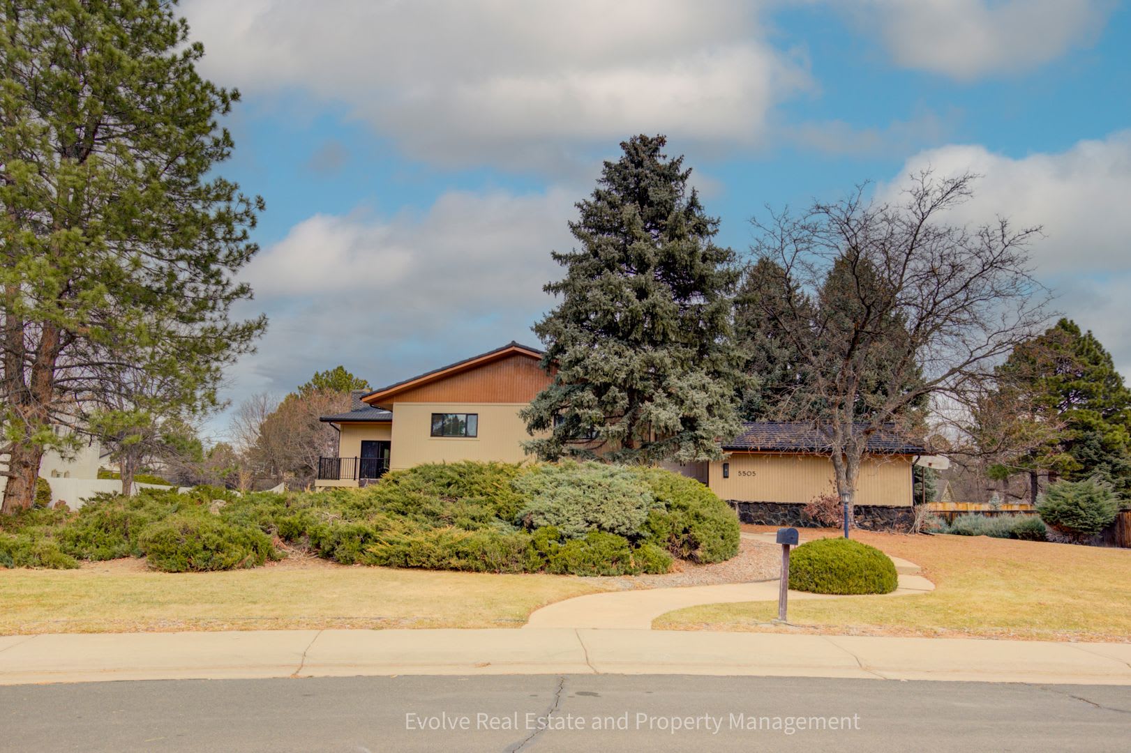 Evolve Real Estate Exceptional Location Remodeled 4 Bed Greenwood Village Home Walkable To Cherry Creek Academy Available 10 10 26 – photo 3