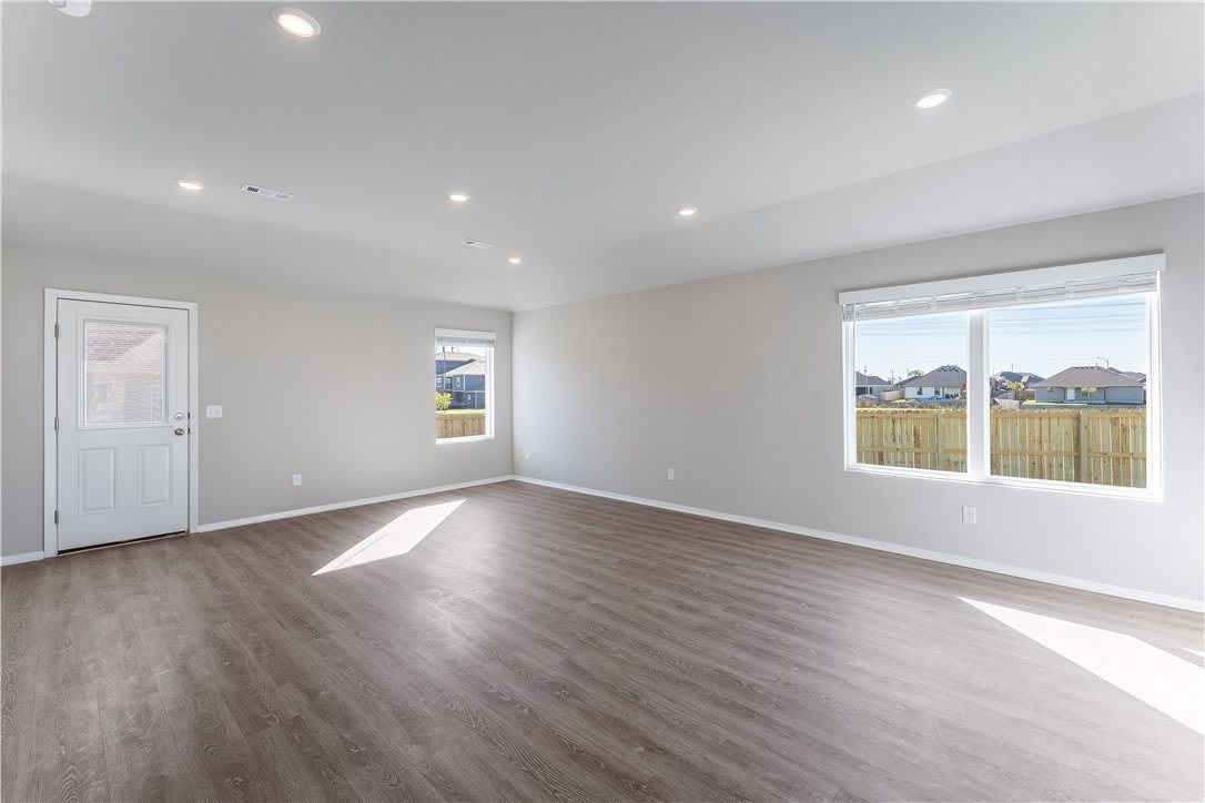 2111 Annette Drive – photo 5