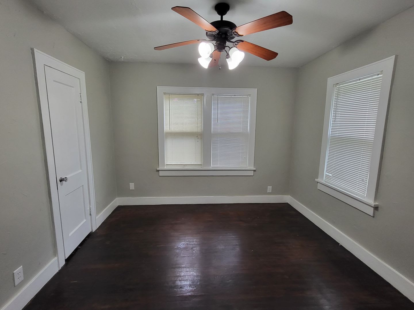 Cute 2 bedroom, 1 bathroom house located next to UCO in Edmond, OK – photo 4