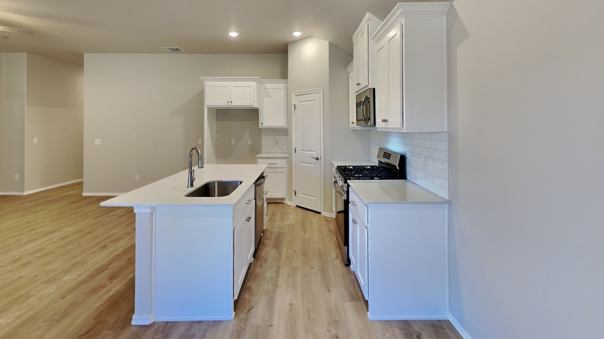 Leasing Special Luxury New 4 Bedroom 2 Bathroom Home In Piedmont Schools W Office Neighborhood Park And Basketball Court – photo 5