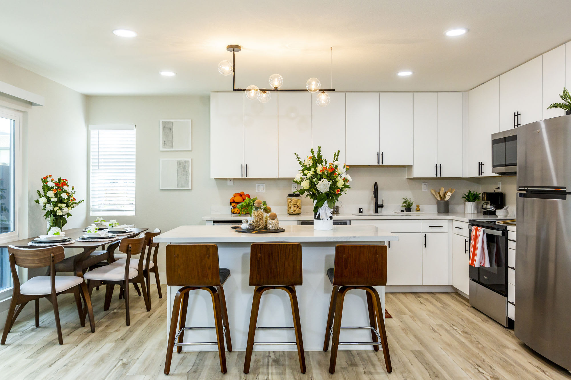 Westlake Apartments – photo 3