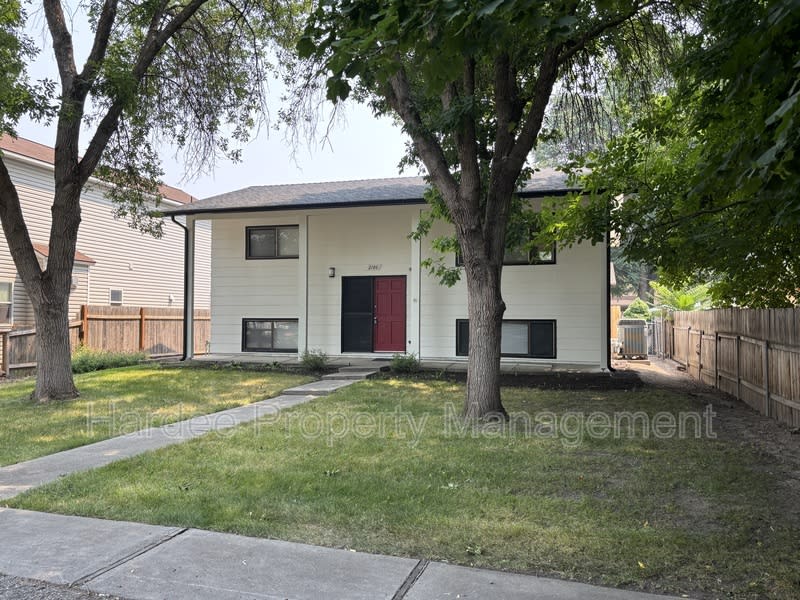 2106 N 33rd St. – photo 2