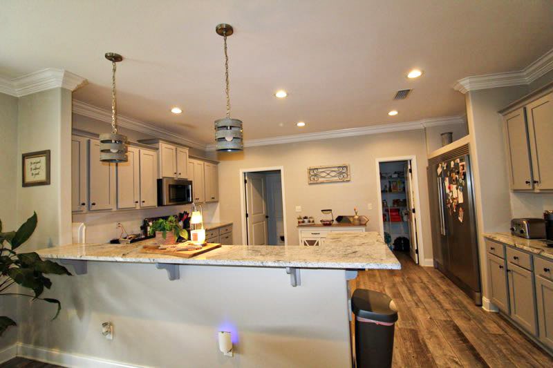 619 Lee Street – photo 5