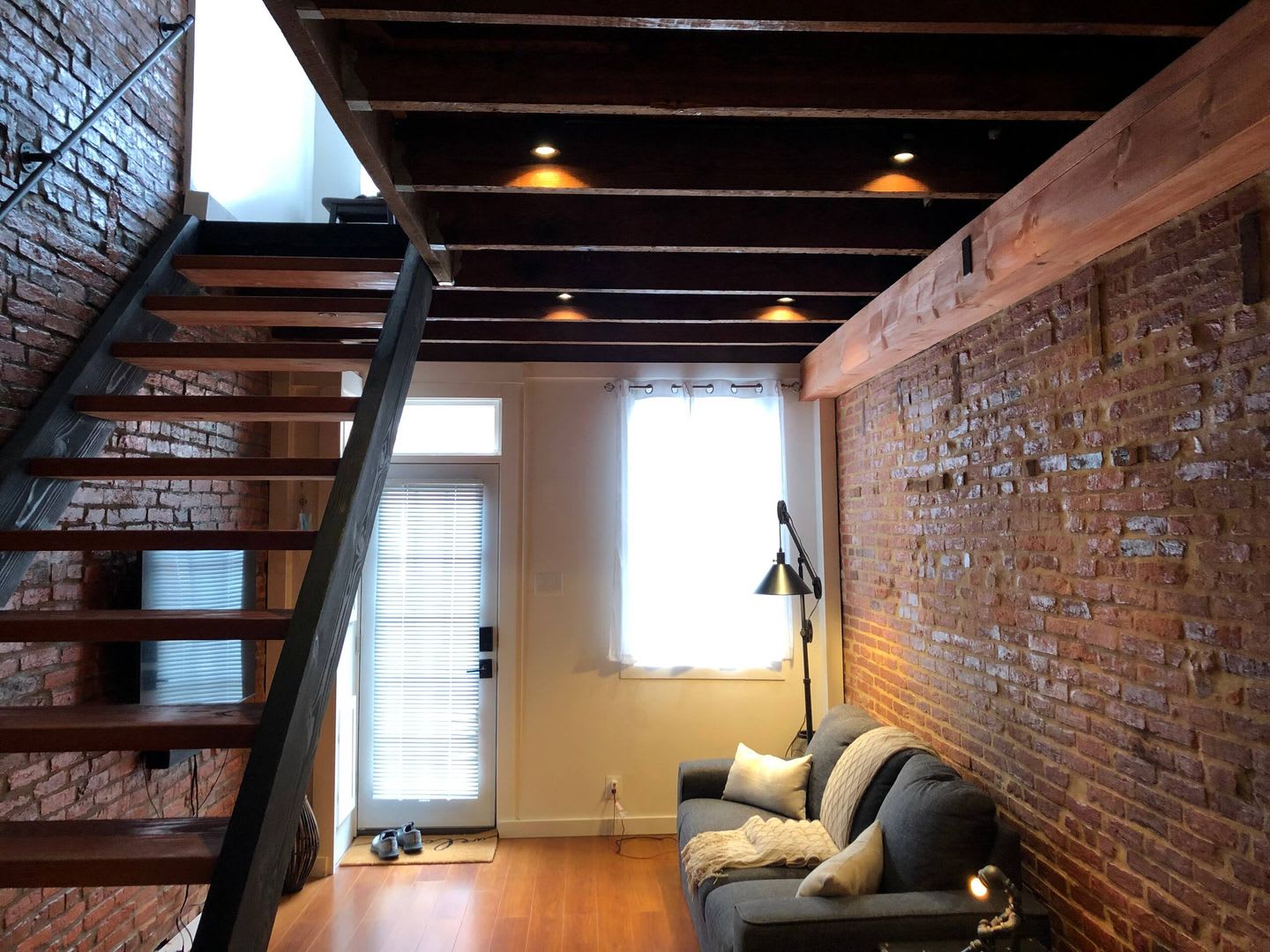 911 S. Belnord Avenue 2 Bedroom, 1 Bath Townhouse in Canton – photo 5