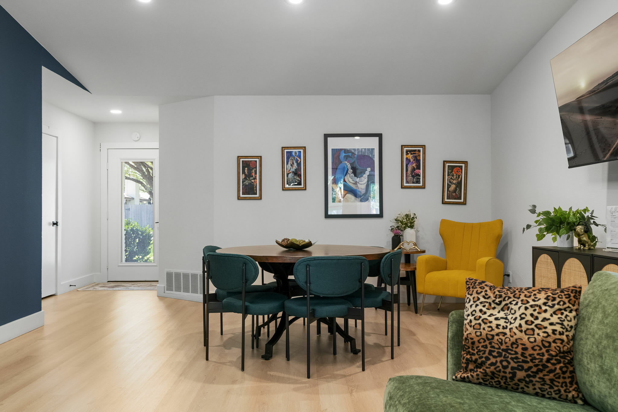 7507 Bender Drive – photo 4