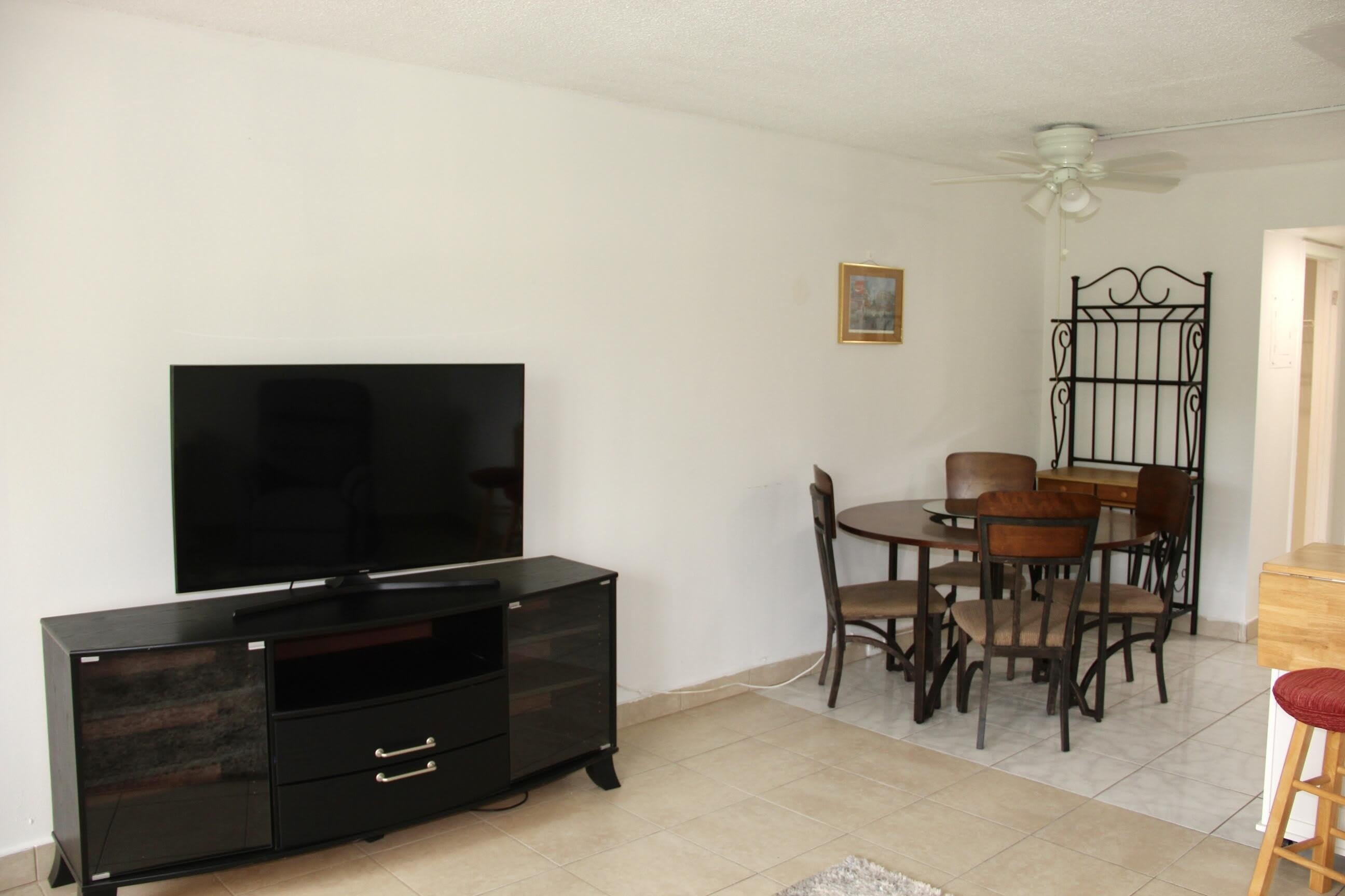 175 Canterbury H – photo 5