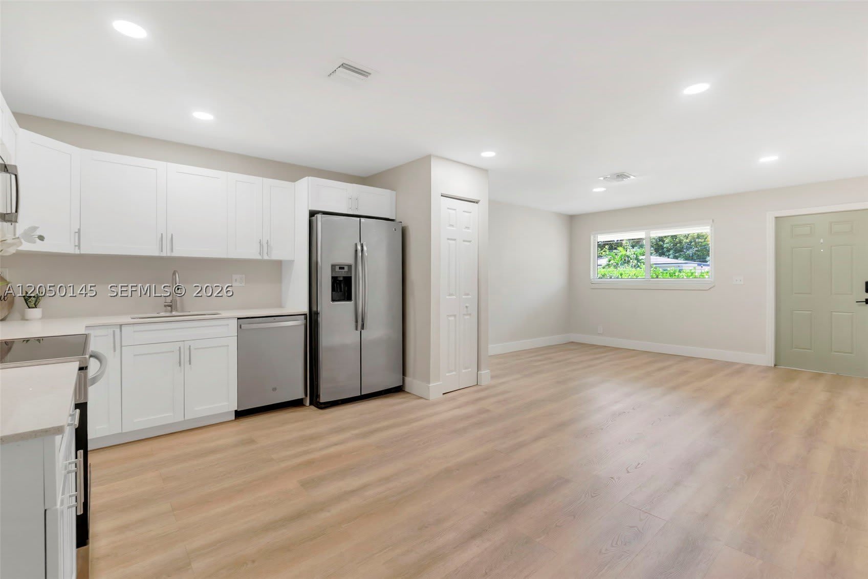 702 Nw 18Th St – photo 3