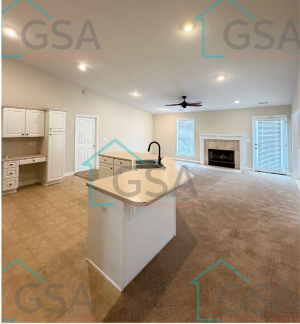 4 Bedroom 3 Bath – photo 5