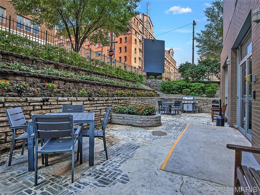 210 N 17th Street – photo 5