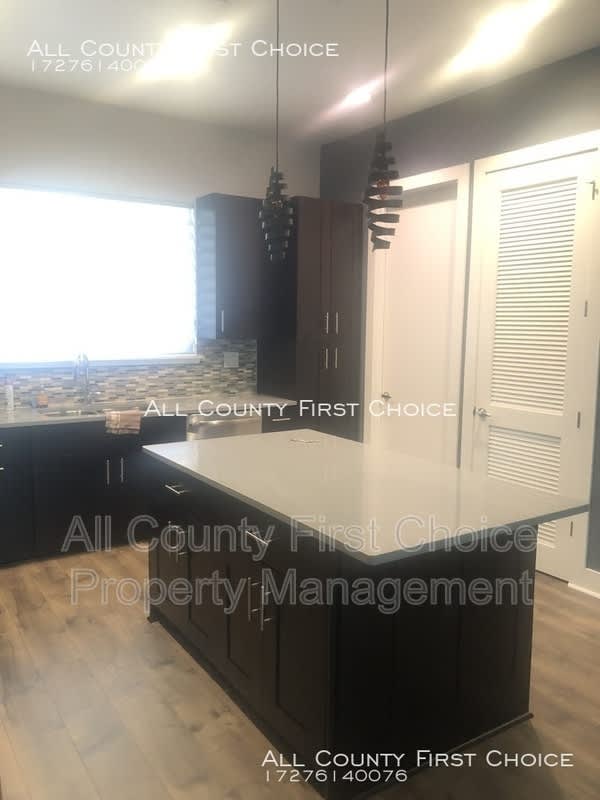 815 Arlington Ave N – photo 3