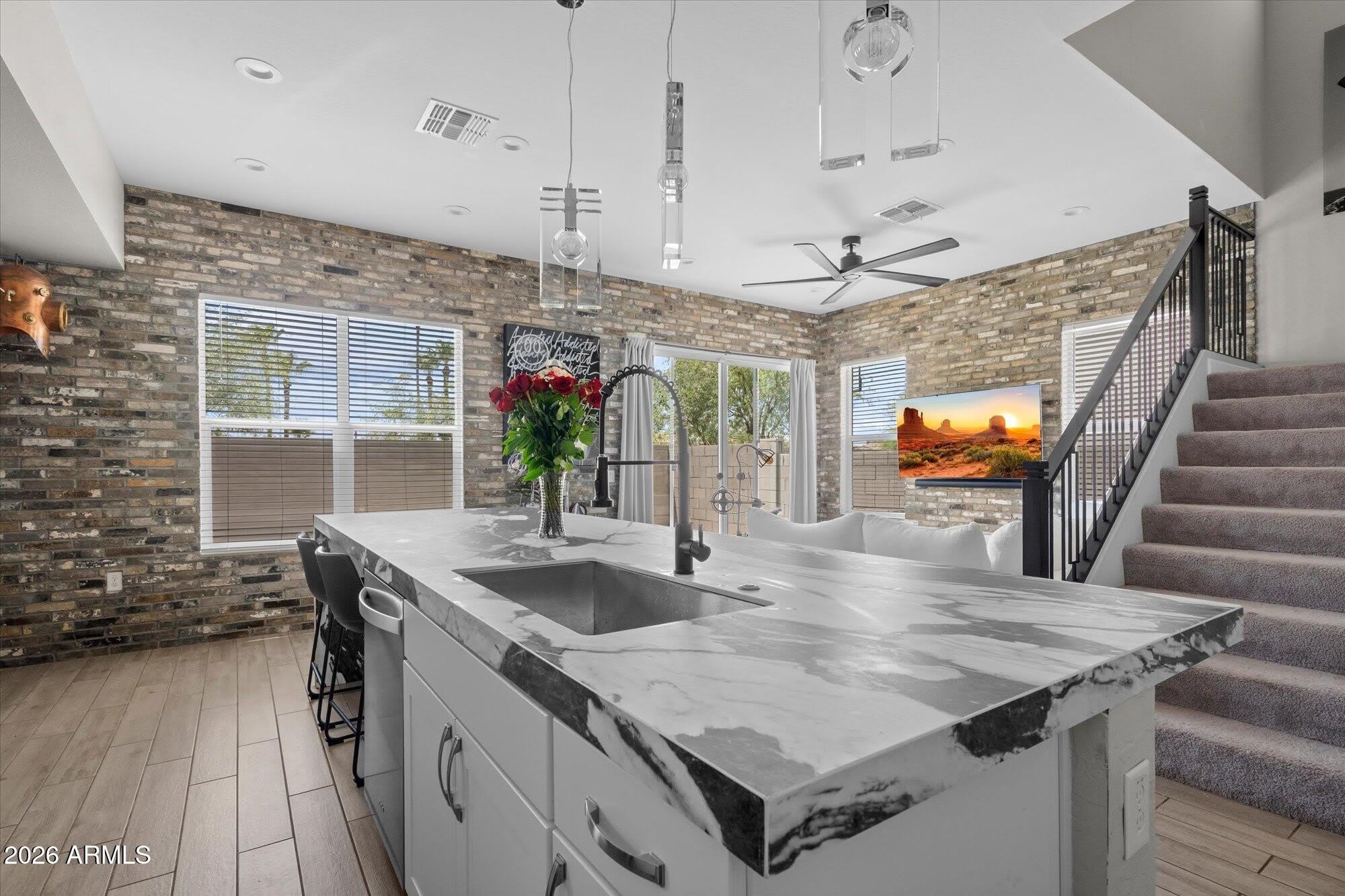 5041 E WOODRIDGE Drive – photo 3