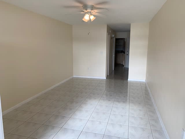 19080 Northeast 3rd Court – photo 3
