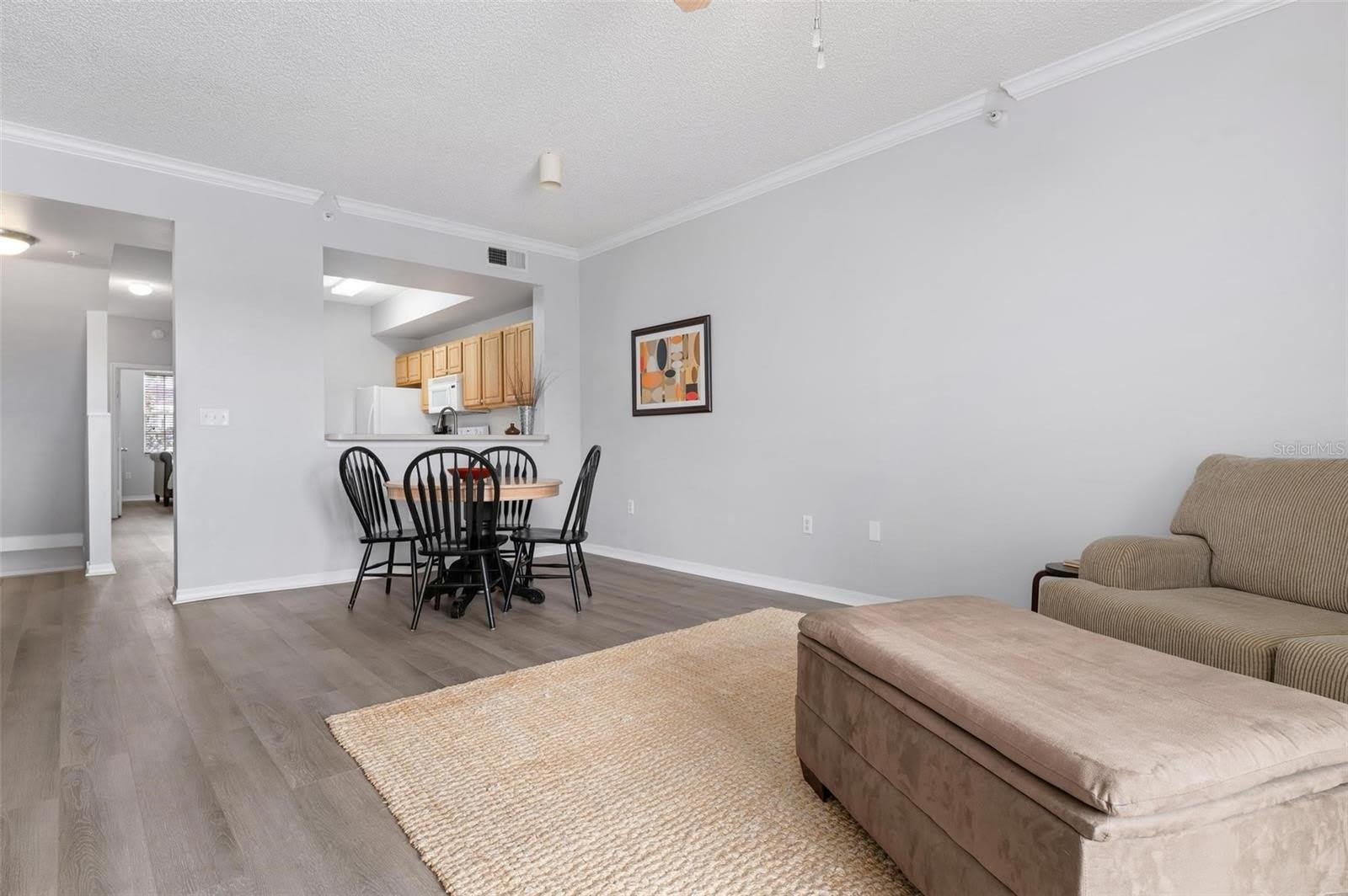 5681 BENTGRASS Drive – photo 5