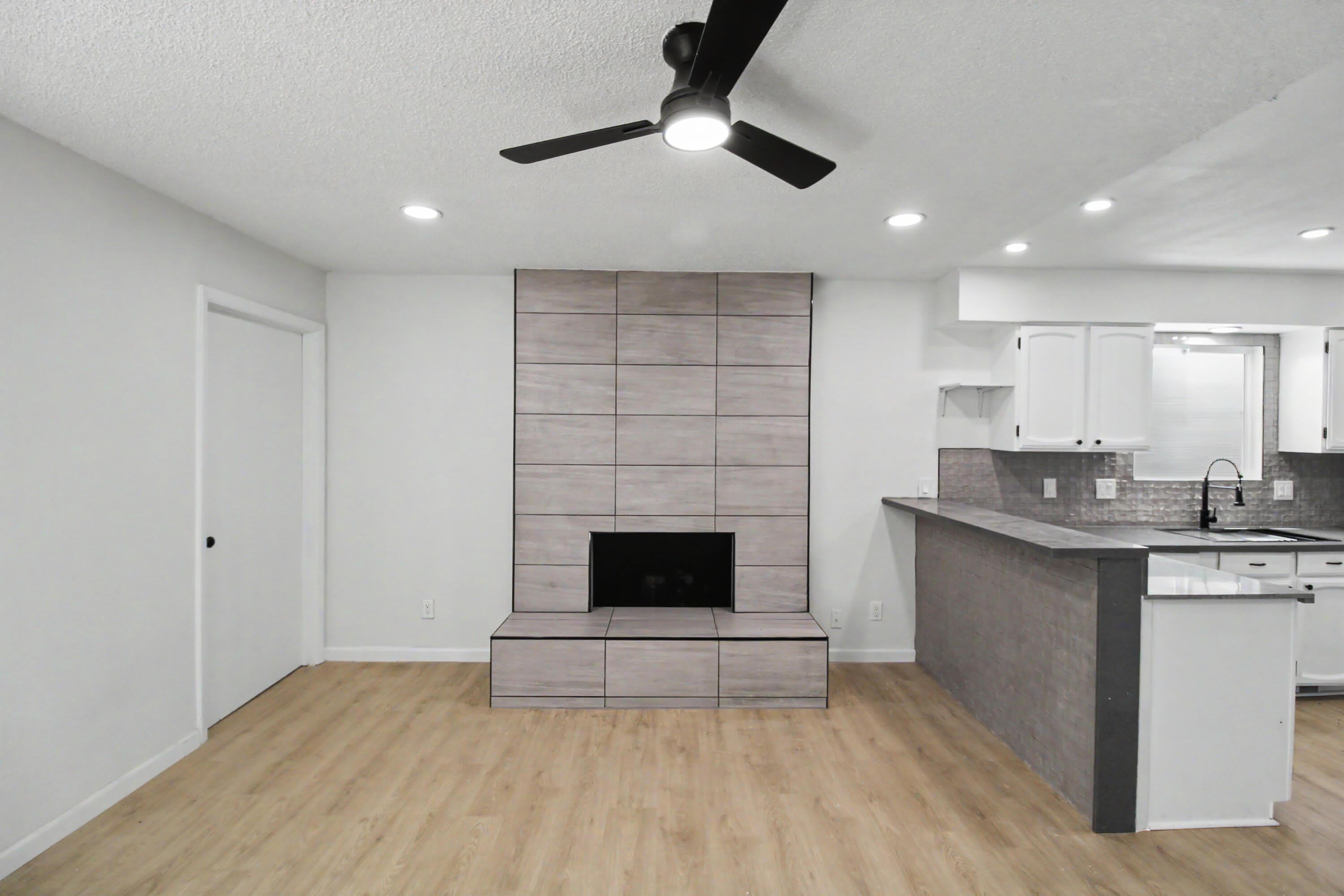 6325 Christy Avenue NE – photo 3
